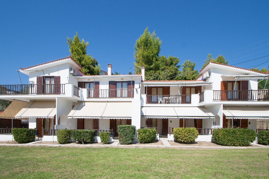 Villa Zaharo & Lilian Apartments